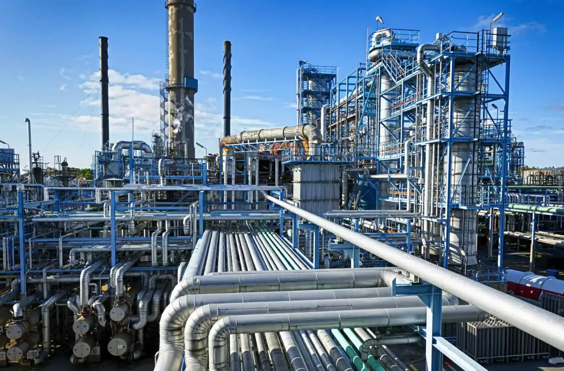 oil and gas hero banner 1920x1264